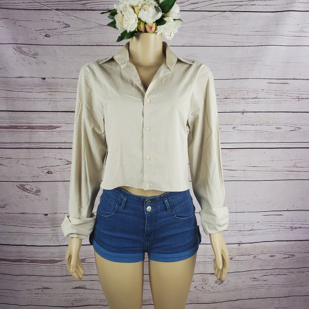 Small Beige Short Sleeve Button Front Crop Top Casual Summer Shirt - Picture 4 of 7